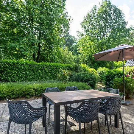 Tatil Evi Beautiful House With A Fireplace In A In The Woods Mook